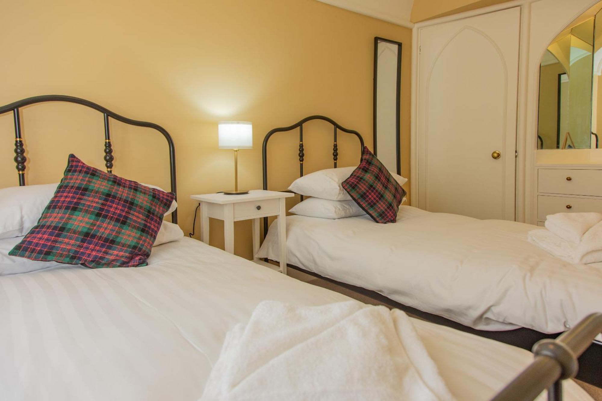 Armadale Castle Cabins Ardvasar  Zimmer foto