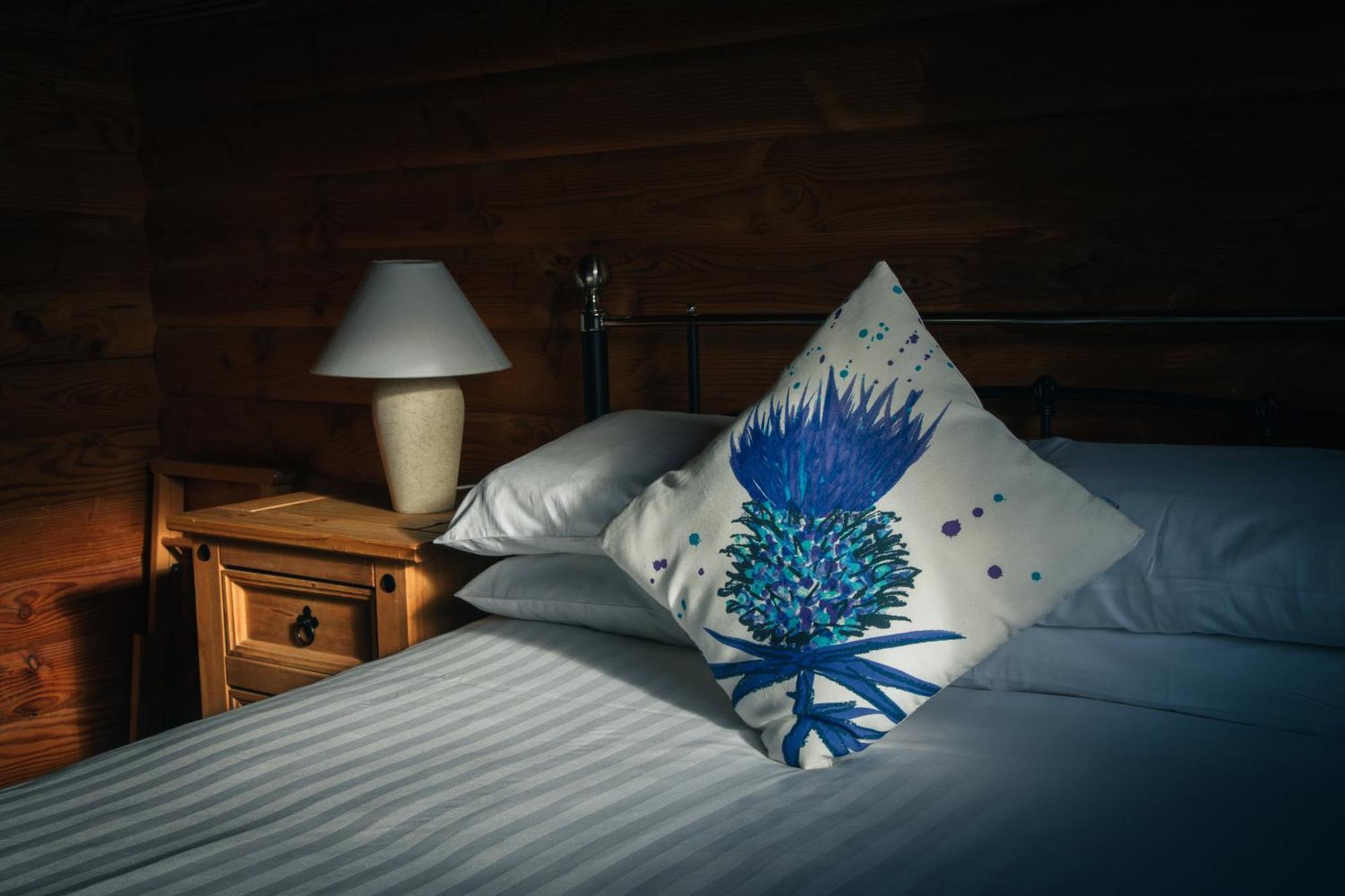 Armadale Castle Cabins Ardvasar  Zimmer foto